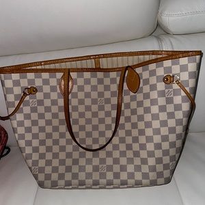 Louis Vuitton - Neverfull MM